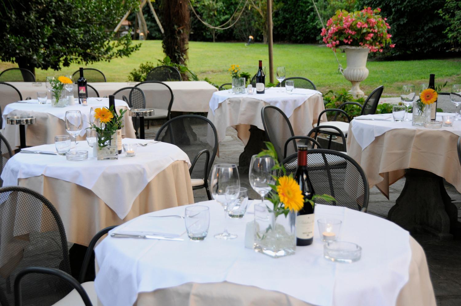 Hotel Serenella บาเวโน ภายนอก รูปภาพ
